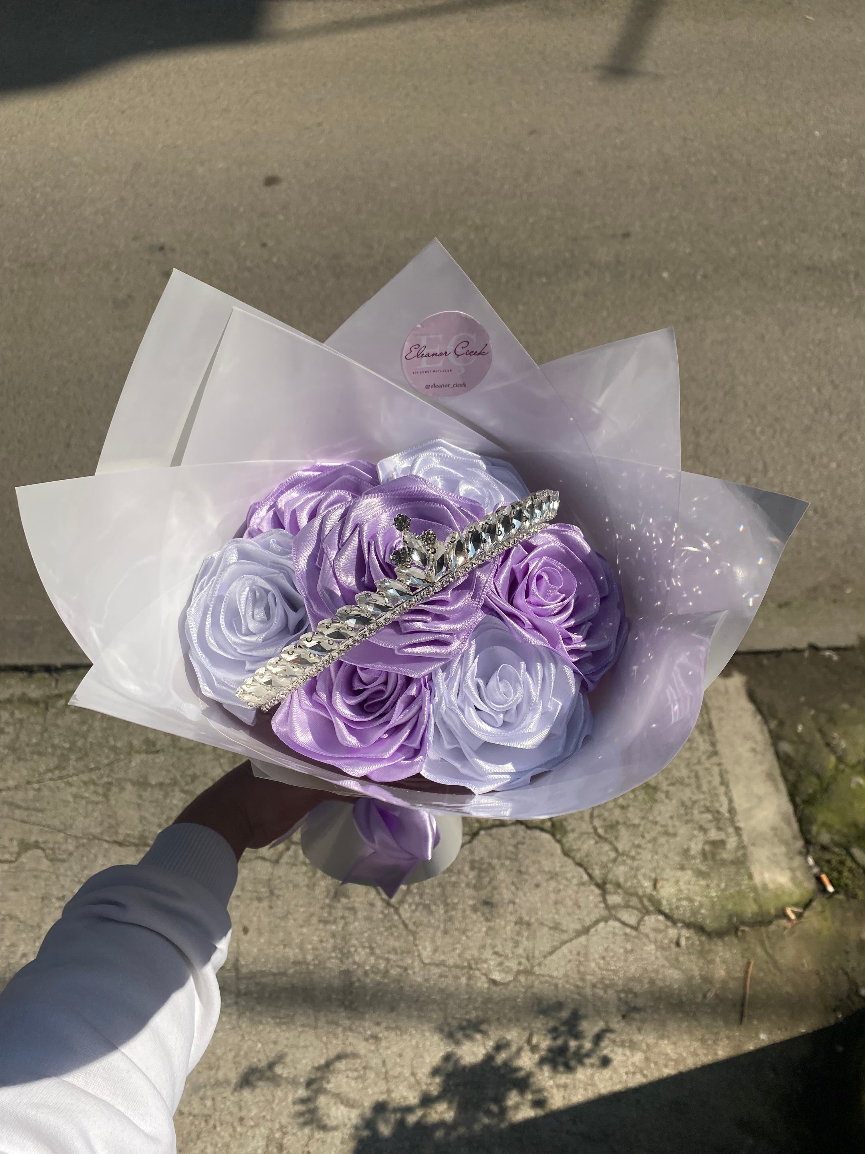 Luxe Crown Lilac